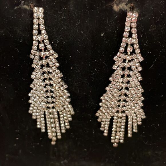 3.25” free moving silver tone long chain crystal chandelier stud earrings - Picture 3 of 11